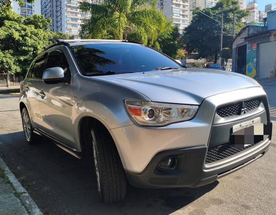 MITSUBISHI ASX 2.0 4X2 16V GASOLINA 4P AUTOMÁTICO MITSUBISHI ASX 2.0 4X2 16V GASOLINA 4P AUTOMÁTICO